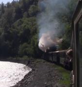 Cu mocăniţă, de 1 Mai. Mulţi români au dat oraşele aglomerate, pentru corturi şi rulote la munte