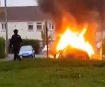 Accident șocant în Marea Britanie. Patru persoane au ajuns în spital, după ce o maşină a intrat în plin în ele de trei ori