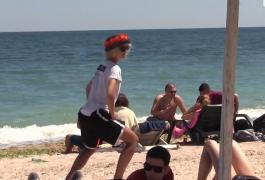 Vama Veche nu doarme. Este petrecere fără sfârşit pe nisip!