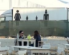 Distracția continuă în stațiunea luxului. Turiștii vor pleca acasă după miezul nopții sau mâine, la prima oră