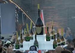 Minivacanța la Mamaia, încheiată în stil mare. Un cetățean turc a plătit pe o sticlă de șampanie de 50.000 de lei