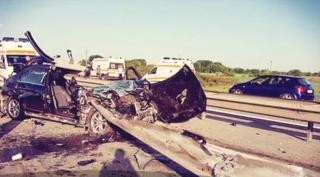 Ce a provocat carnagiul de pe A1. Martorii vorbesc de viteze de peste 200 km/h (Video)