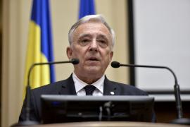 Mugur Isărescu, chemat să dea explicaţii în faţa şefilor Guvernului, care au acuzat BNR de creşterea inflaţiei