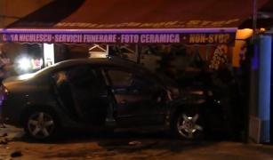 Doi tineri din Constanţa au fost la un pas de moarte, chiar lângă un magazin de pompe funebre