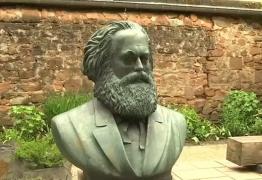 Se împlinesc 200 de ani de la naşterea lui Karl Marx
