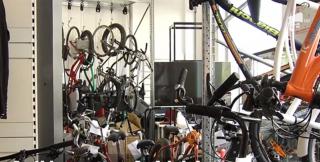 Mersul pe două roţi, în plin sezon! Românii investesc tot mai mult în biciclete