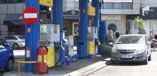 Preț-record pentru barilul de petrol. Până la sfârșitul anului, am putea plăti și șase lei pe litrul de carburant