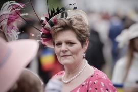 Petrecere fastuoasă de Ziua Regalităţii, în grădina Palatului Elisabeta