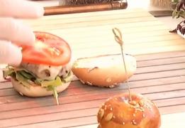 Un festival din Bucureşti a adunat cele mai bune reţete de burgeri