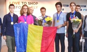 Olimpicii români s-au întors cu medalii de aur şi argint de la Balcaniada de Matematică