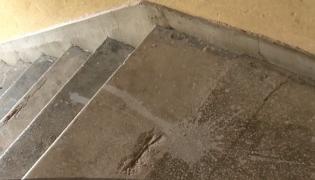 Atac violent în Iași! Un bărbat a fost desfigurat cu acid