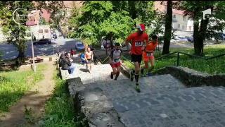 Zeci de oameni au alergat la Braşov, pentru a-i ajuta pe tinerii cu dizabilităţi din întreaga ţară