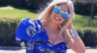 Thalia şi-a surprins fanii cu un look complet diferit faţă de cel afişat până acum