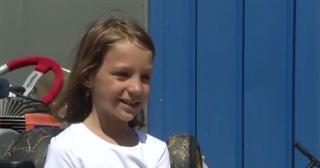 O fetiţă de doar 5 ani stăpâneşte deja volanul ca un profesionist, într-un sport tot mai popular în ţara noastră