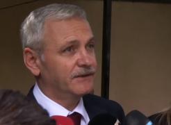Liviu Dragnea, speriat de mesajul 'se ascultă' care i-a apărut pe telefon când se afla în sala de judecată: 'Sper să fie o aplicaţie!'