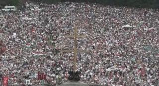 100 de mii de pelerini catolici celebrează Rusaliile la Șumuleu Ciuc