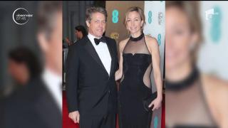Hugh Grant se pregăteşte să se căsătorească, pentru prima dată, la 57 de ani