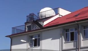 Liceeni unui colegiu din Baia Mare pot studia astrele cu ajutorul propriului observator!