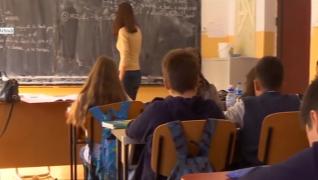 "Fenomenul Brăila" apare și în Capitală! O mamă din București spune că tripleții ei vor rămâne corigenți fără justificare