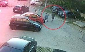 Incident şocant la Bacău! Un om al străzii a fost bătut crunt de alţi doi bărbaţi