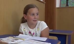 Elevă de clasa întâi din Deva, cea mai bună din ţară la limba română!