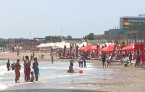 Prima zi de vară, la mare. Peste 30.000 de români au ajuns pe litoral