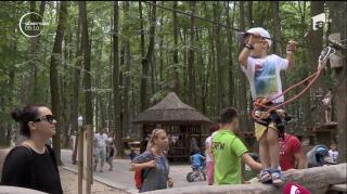Aventură și distracție de Ziua Copilului. Peste patru mii de copii au petrecut alături de părinți în parcul de aventuri