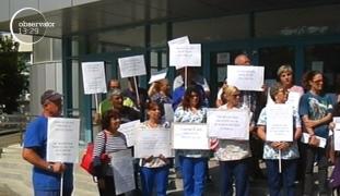 Angajaţii de la Delfinariul din Constanţa au făcut grevă japoneză