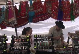 Meşteşugari romi, la Castelul Corvinilor, în cadrul unui târg inedit