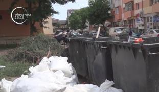 Facturi livrate direct la gunoi, într-un cartier sucevean