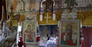 Lăcaşul de cult unic din localitatea Runc, judeţul Alba