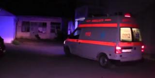 Caz şocant într-o comună din Vaslui. Trei fetiţe, de 3, 4 şi 8 ani, au ajuns în comă alcoolică la spital