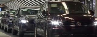 Concernul Volkswagen a acceptat să plătească o amendă de peste un miliard de euro, în urma scandalului testelor falsificate ale emisiilor poluante