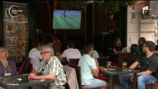 Campionatul Mmondial de Fotbal, urmărit de la terasă. Emoţiile au fost mari