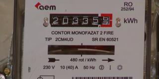 Scandal pe garanțiile la factura de curent electric