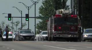 Polițiști uciși cu propria lor armă, în Statele Unite, de un deţinut pe care îl aduceau la tribunal