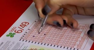 Şeful Finanţelor vrea noi extrageri la Loteria Română prin care să atragă bani la Educaţie şi Sănătate