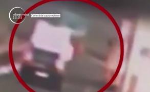 Momentul în care o maşină care mergea pe contrasens pe A1 izbeşte frontal o dubă, filmat de o cameră de bord