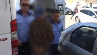 Adolescentă agresată în plină stradă, în Argeş. A fost salvată de un trecător