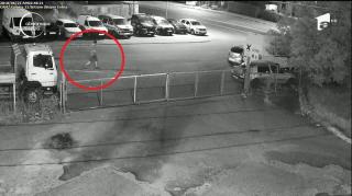 Bomba care a rănit un pompier din Cluj a fost lipită de caroseria maşinii