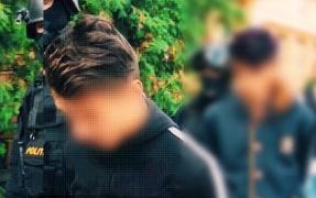 Adolescenţii care au ucis un taximetrist în Timiş şi-ar fi recunoscut fapta la audieri. Cel mai mare dintre ei e cercetat şi în alt dosar