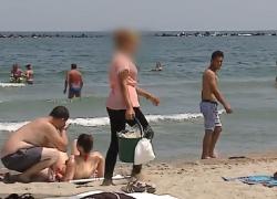 Comercianții ambulanți, vânați de poliţişti pe plajă, în urma unui reportaj Observator