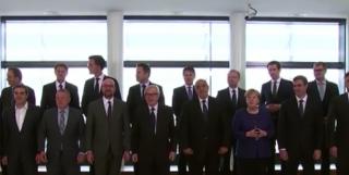 Lideri din 16 state membre ale Uniunii Europene caută soluţii, la Bruxelles, pentru criza imigraţiei