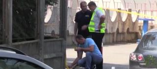 Un bărbat care a revendicat atacul asupra unui pompier din Cluj s-a predat poliţiştilor