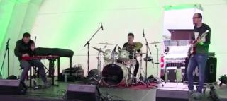 Concert inedit la Cluj! Zeci de oameni au participat la un recital de muzică ţigănească