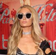 Paris Hilton vine în România. Săptămâna viitoare va susţine un show live