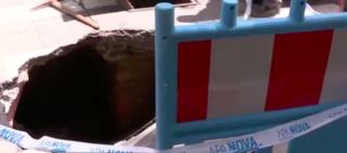 Scene şocante în Capitală. O groapă uriaşă a aparut peste noapte în centrul Bucureştiului