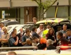 Măcel în redacția unui ziar din SUA. Cinci oameni au fost ucişi, iar alţi doi sunt răniţi