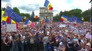 Aproape 10.000 de oameni au participat, la Chişinău, la un nou protest
