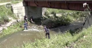 Detalii sfâşietoare despre copilul de 6 ani din Harghita, găsit mort în Olt. Micuţul era în grija surorii lui de 10 ani